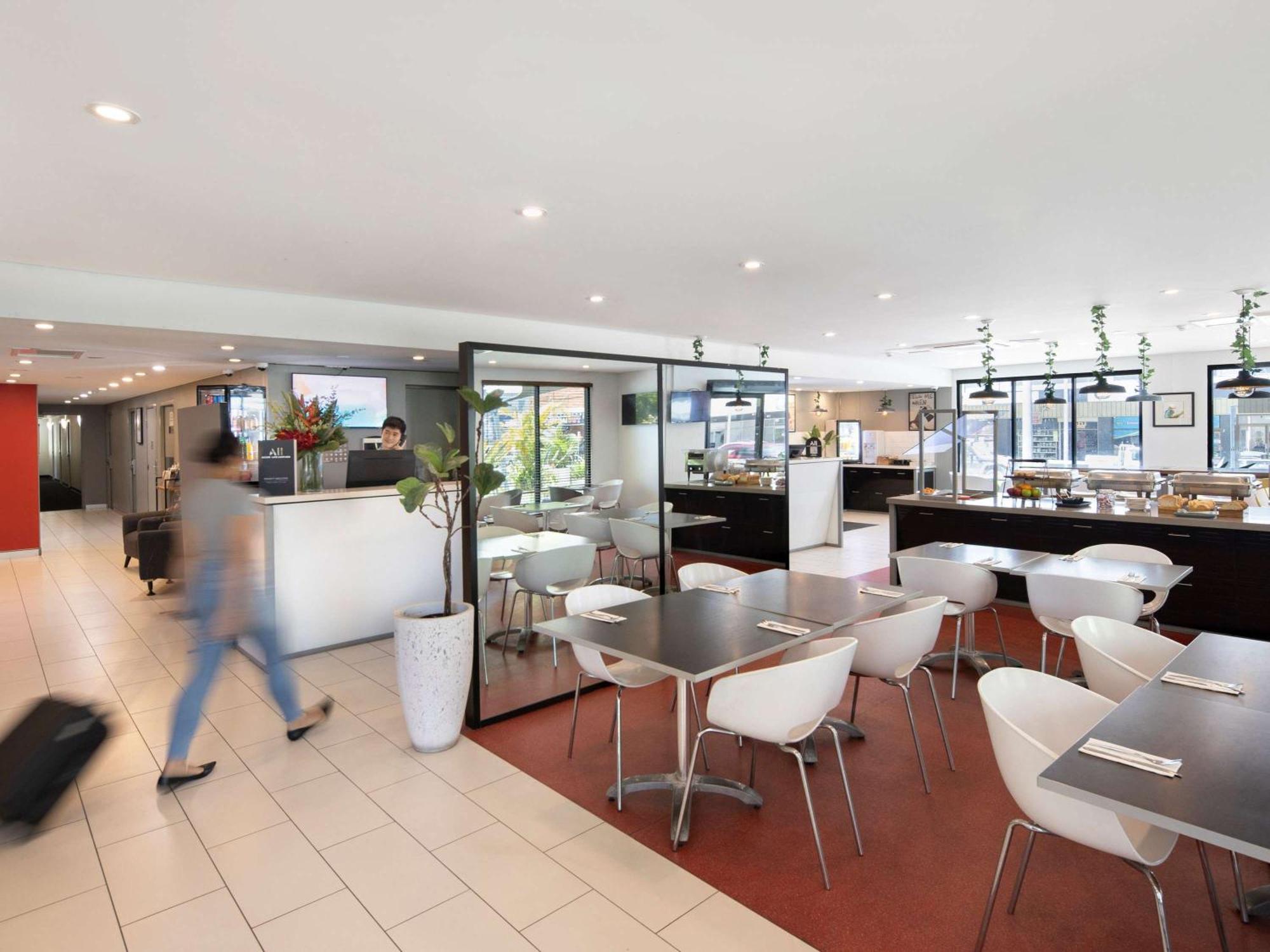 Ibis Newcastle Hotel Exterior photo