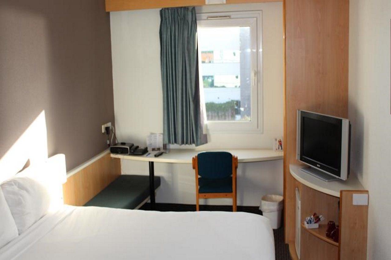 Ibis Newcastle Hotel Exterior photo
