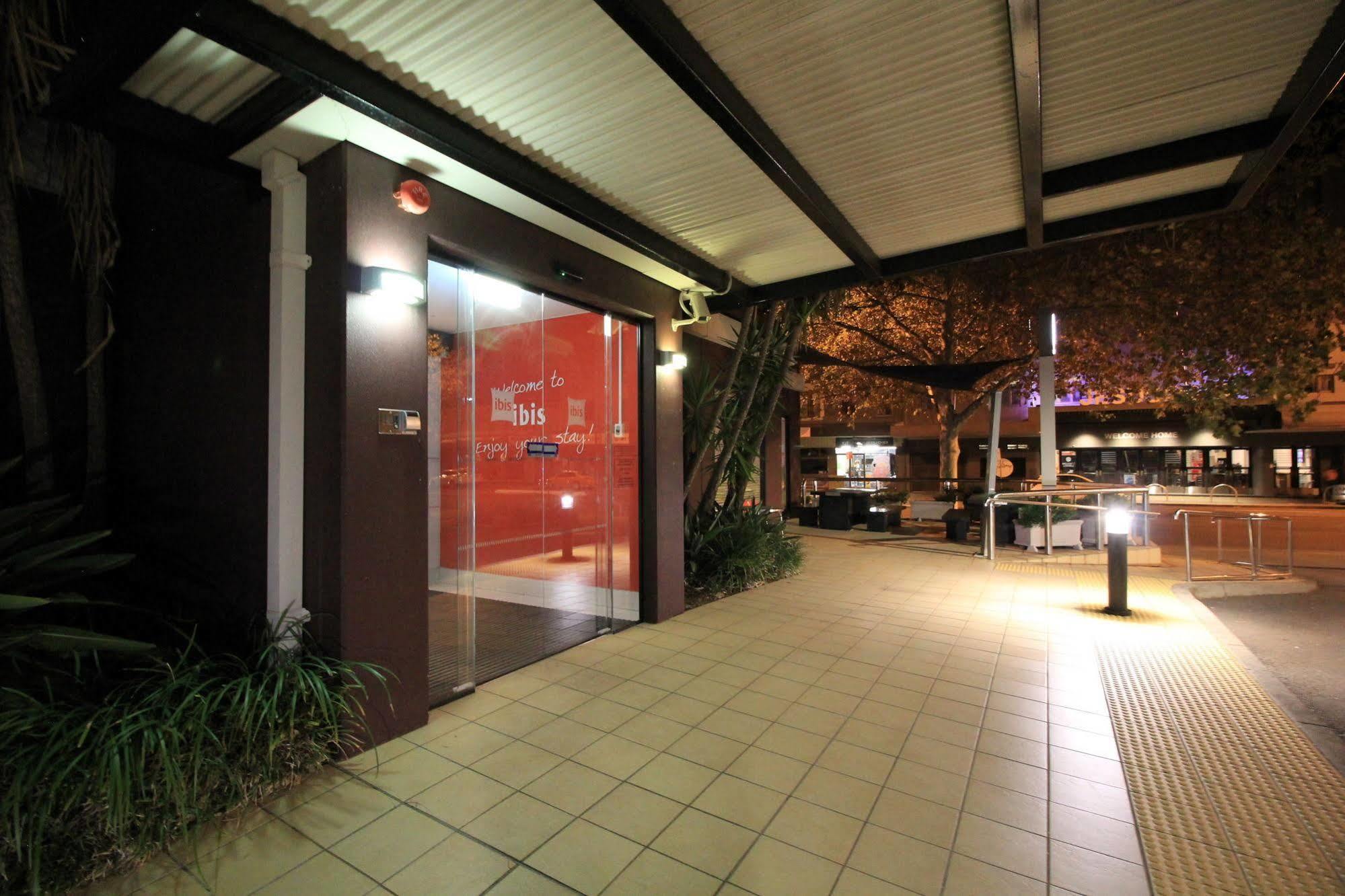 Ibis Newcastle Hotel Exterior photo